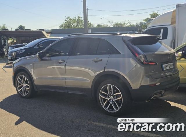 Cadillac XT4 2.0 Sport AWD — пробег 38 728 км — фото 4 из 5