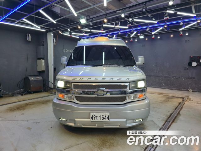 Chevrolet Express Van 5.3 — пробег 180 000 км — фото 1 из 5