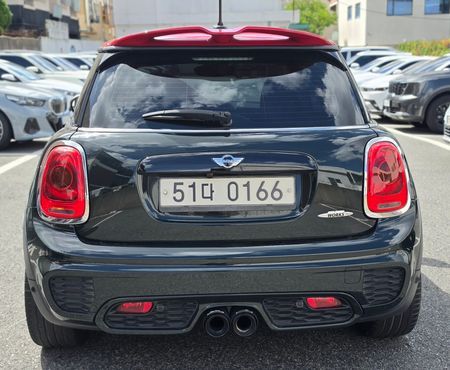 Mini Cooper JCW 3rd Generation — пробег 121 561 км — фото 2 из 5