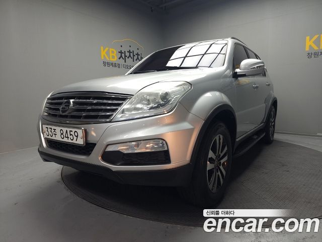 Ssangyong Rexton 2.0 2WD RX7 Luxury — пробег 158 000 км — фото 1 из 5