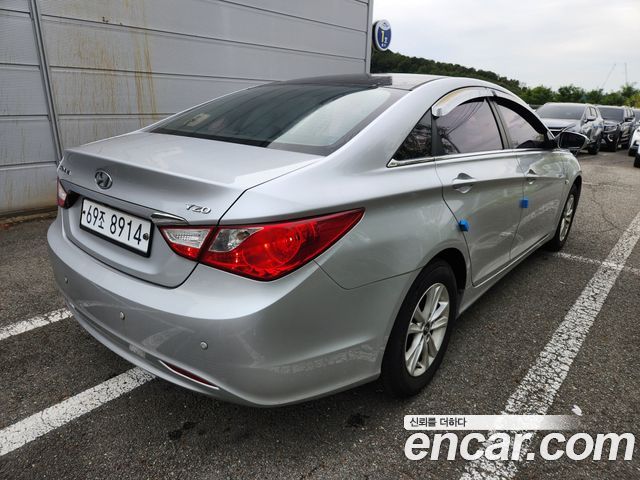 Hyundai Sonata LPi Deluxe — пробег 132 125 км — фото 2 из 5
