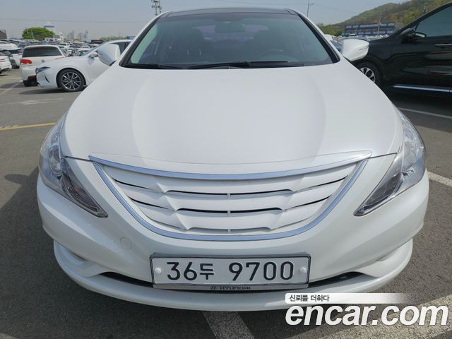 Hyundai Sonata Premier — пробег 117 960 км — фото 1 из 5