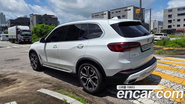 BMW X5 xDrive 30d xLine — пробег 61 612 км — фото 4 из 5