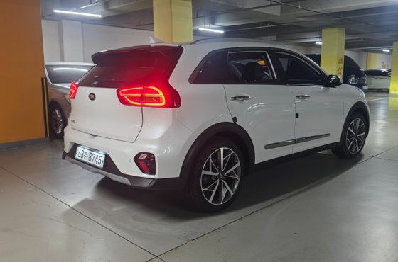 Kia Niro 1.6 HEV Noblesse — пробег 95 500 км — фото 3 из 5