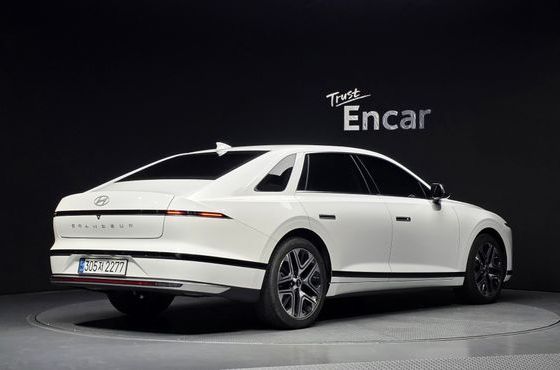 Hyundai Grandeur 2,5 Gasoline 2WD Premium — пробег 28 748 км — фото 2 из 5