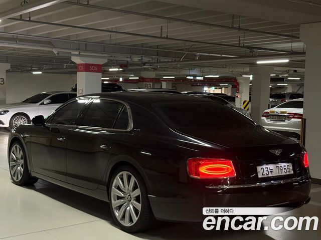 Bentley Flying Spur 6.0 — пробег 93 050 км — фото 3 из 5