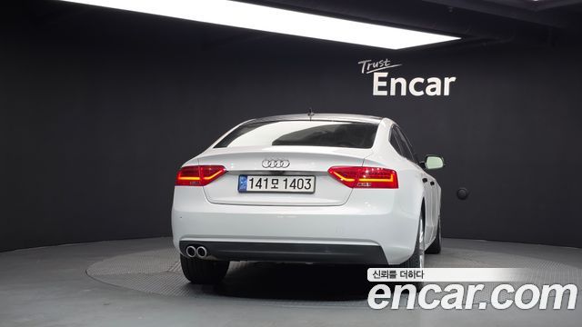 Audi A5 35 TDI Quattro Sportback 8TA — пробег 129 703 км — фото 4 из 5
