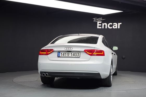 Audi A5 35 TDI Quattro Sportback 8TA — пробег 129 703 км — фото 4 из 5