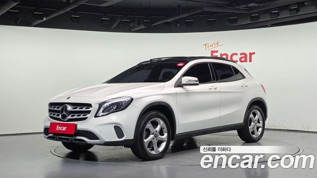 Mercedes-Benz GLA-Class GLA220 — пробег 72 294 км — фото 1 из 5