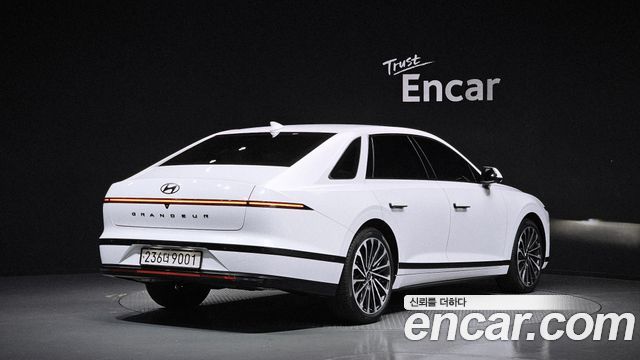 Hyundai Grandeur Calligraphy — пробег 40 119 км — фото 2 из 5