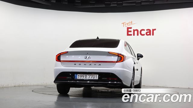 Hyundai Sonata 2.0 Premium Plus — пробег 25 037 км — фото 4 из 5