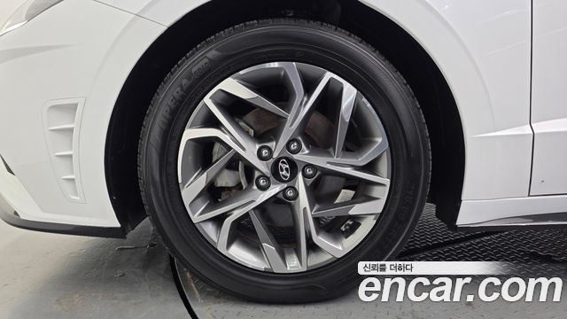 Hyundai Sonata 2.0 Premium Plus — пробег 25 037 км — фото 5 из 5