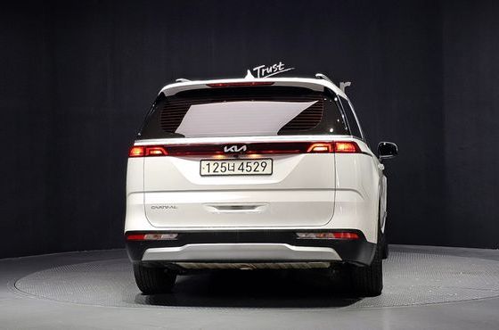 Kia Carnival Gasoline 9-Seater Prestige — пробег 154 702 км — фото 4 из 5