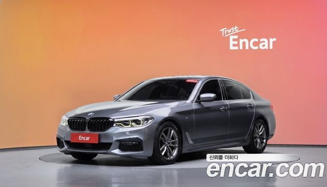 BMW 5-Series 520d M Sport Package Plus — пробег 102 356 км — фото 1 из 5