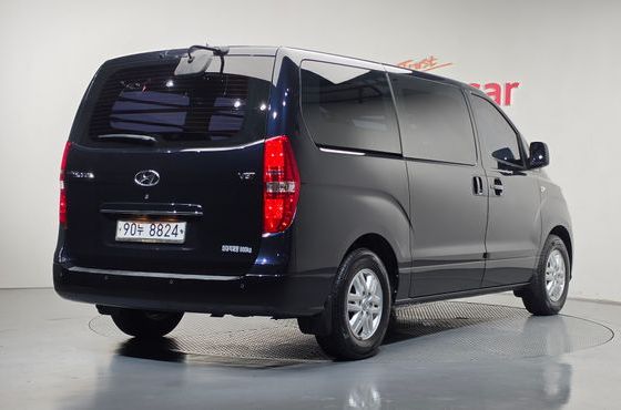 Hyundai Starex Van 3-Seater Smart — пробег 83 836 км — фото 2 из 5