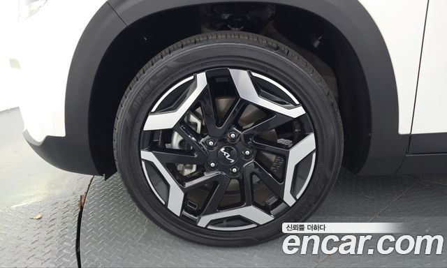Kia Seltos Gasoline 1.6 Turbo 2WD Prestige — пробег 28 717 км — фото 5 из 5