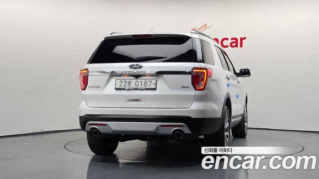 Ford Explorer 2.3 Limited 4WD 5th — пробег 57 863 км — фото 4 из 5