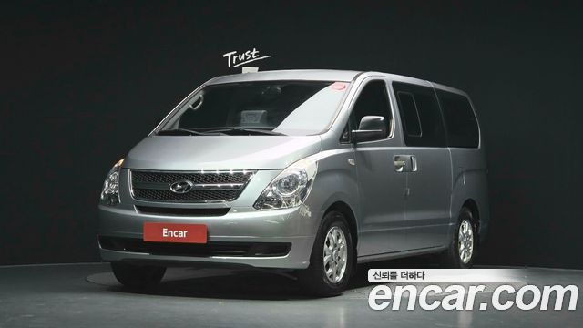 Hyundai Starex 12-Seater Wagon CVX Deluxe — пробег 149 910 км — фото 1 из 5