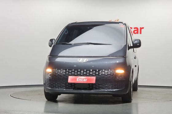 Hyundai Staria L3.5 Cargo 5-Seater Modern — пробег 64 516 км — фото 3 из 5