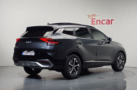 Kia Sportage Signature 2WD — пробег 29 867 км — фото 2 из 5
