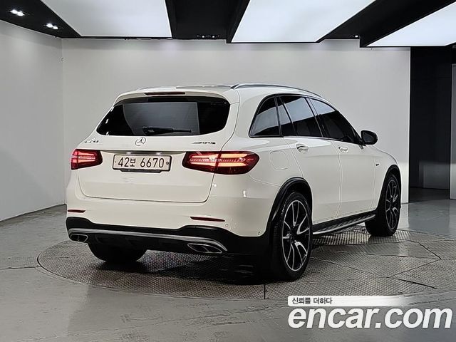 Mercedes-Benz GLC-Class AMG GLC43 4MATIC — пробег 94 583 км — фото 4 из 5