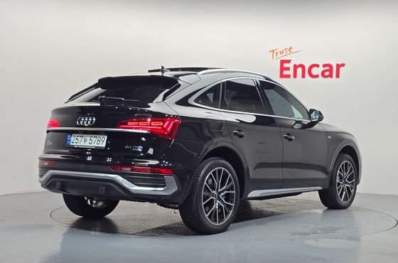 Audi Q5 45 TFSI Quattro Sportback Premium — пробег 23 432 км — фото 2 из 5