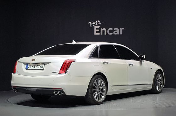 Cadillac CT6 3.6 Premium AWD — пробег 104 508 км — фото 2 из 5