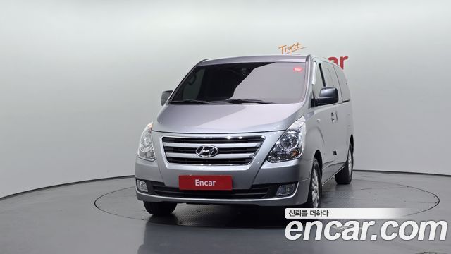 Hyundai Starex 11-Seater Wagon Modern — пробег 173 390 км — фото 3 из 5