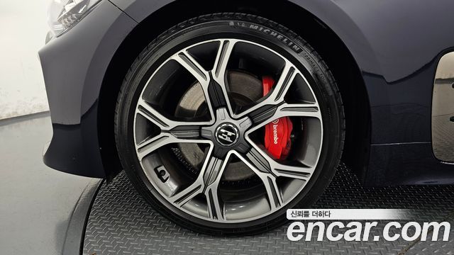Kia Stinger из Кореи Encar