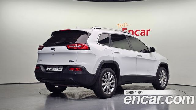 Jeep Cherokee 2.4 Longitude High AWD — пробег 91 701 км — фото 2 из 5