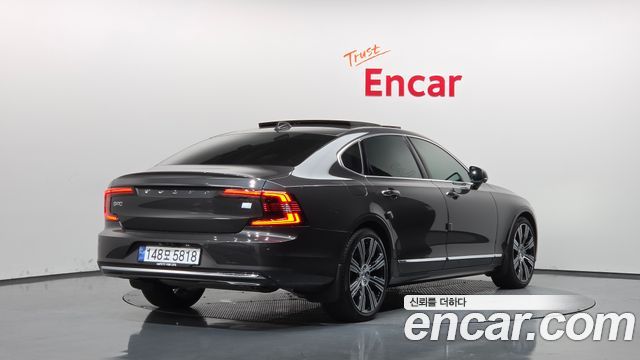 Volvo S90 T8 AWD Ultimate Bright — пробег 31 716 км — фото 2 из 5