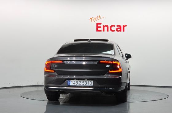 Volvo S90 T8 AWD Ultimate Bright — пробег 31 716 км — фото 4 из 5
