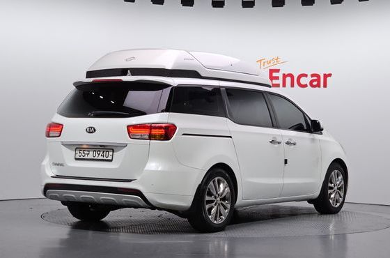 Kia Carnival 9-seater Prestige — пробег 242 532 км — фото 2 из 5