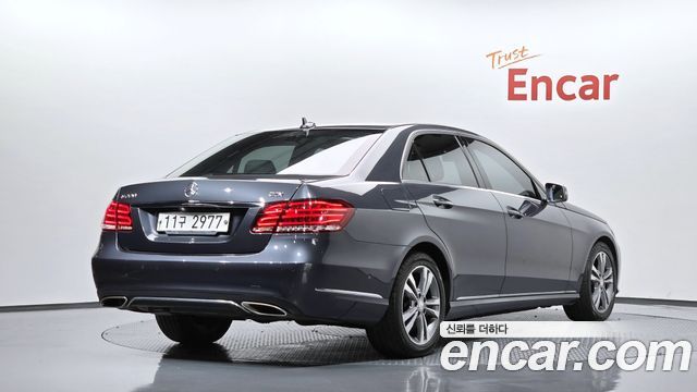 Mercedes-Benz E-Class E220 CDI Avantgarde — пробег 201 706 км — фото 2 из 5