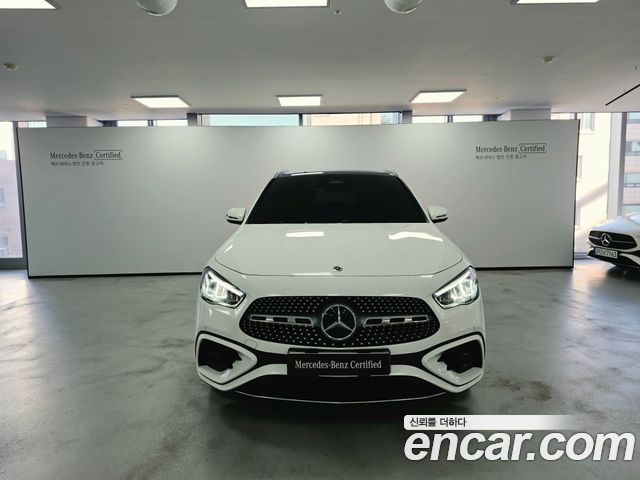 Mercedes-Benz GLA-Class GLA250 4MATIC — пробег 3 590 км — фото 3 из 5