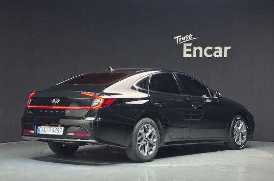 Hyundai Sonata 2.0 Premium Plus — пробег 109 664 км — фото 2 из 5