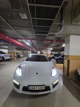 Porsche Panamera 3.6 AWD 970 — пробег 122 000 км — фото 1 из 5