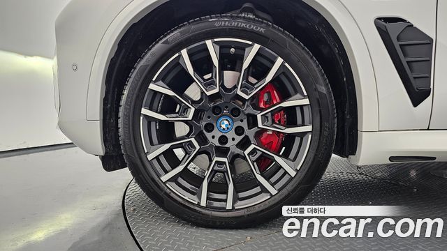 BMW X5 xDrive 50e M Sport — пробег 25 744 км — фото 5 из 5