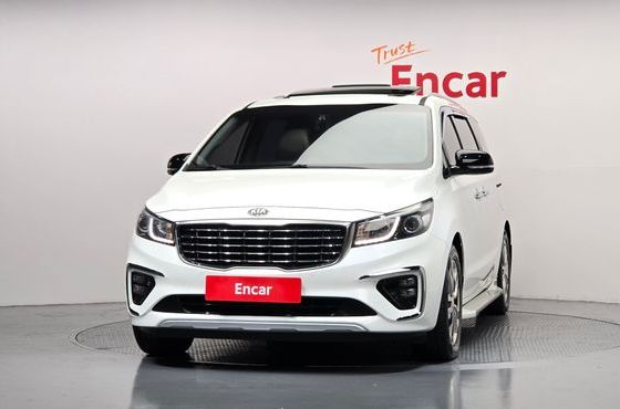 Kia Carnival 9-seater Prestige — пробег 109 409 км — фото 3 из 5