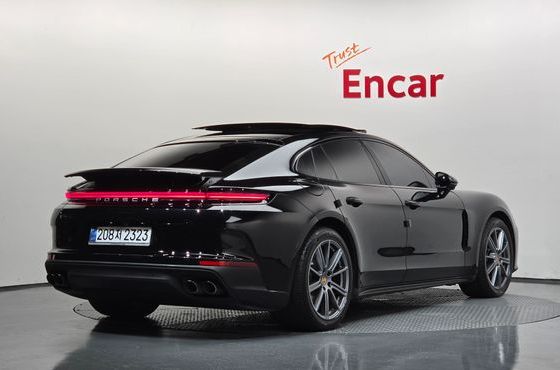 Porsche Panamera 2.9 AWD — пробег 12 450 км — фото 2 из 5