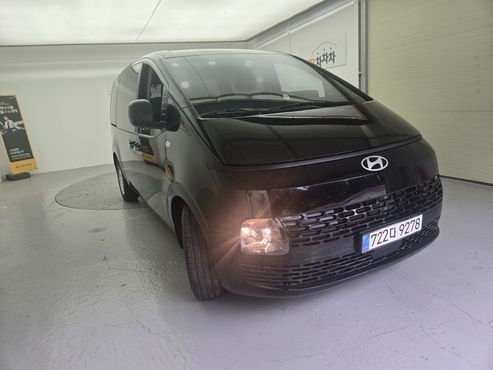 Hyundai Staria Tourer 11-Seater Smart — пробег 20 000 км — фото 2 из 5