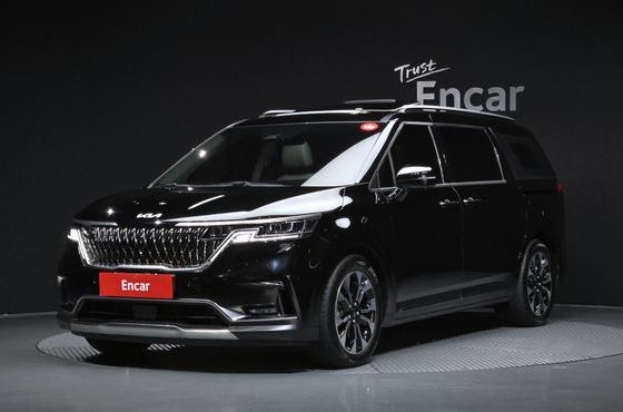 Kia Carnival Gasoline 9-Seater Signature — пробег 38 604 км — фото 1 из 5
