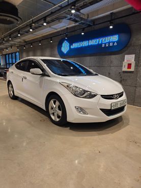 Hyundai AVANTE M16 GDI Premier — пробег 170 000 км — фото 3 из 5