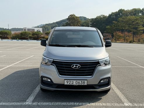Hyundai Starex Van 5-Seater Smart — пробег 192 769 км — фото 1 из 5