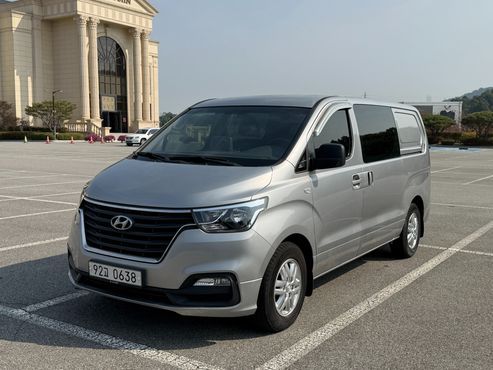 Hyundai Starex Van 5-Seater Smart — пробег 192 769 км — фото 3 из 5