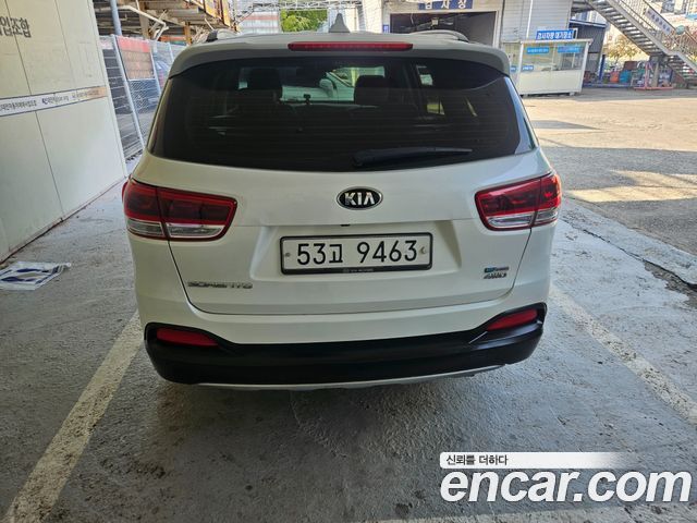 Kia Sorento Diesel 2.0 2WD Noblesse Special — пробег 123 961 км — фото 4 из 5