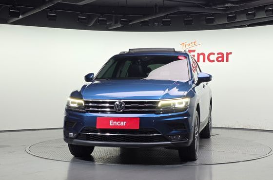 Volkswagen Tiguan 2.0 TDI Prestige — пробег 71 665 км — фото 3 из 5