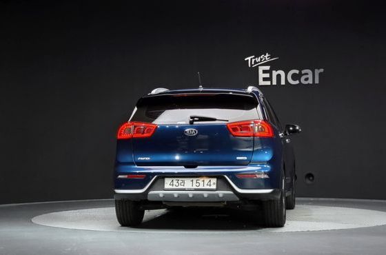 Kia Niro Noblesse — пробег 164 650 км — фото 4 из 5