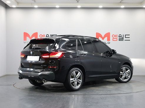 BMW X1 xDrive 20i M Sport — пробег 53 110 км — фото 4 из 5
