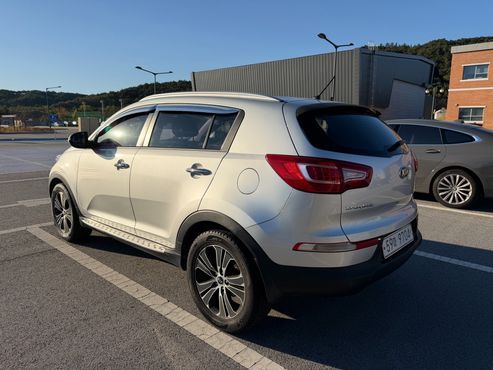 Kia Sportage Diesel 2WD TLX High-Deluxe — пробег 174 620 км — фото 4 из 5